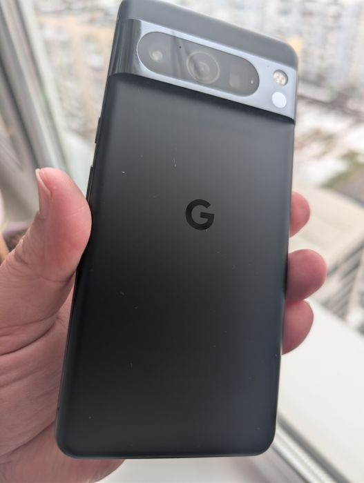 Google pixel 8 Pro 128 gb непоганий стан
