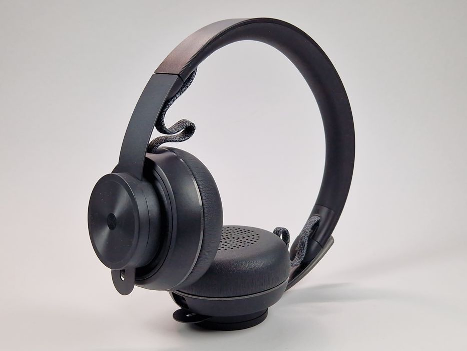 Навушники Logitech Zone Wireless UC (981-000797) з Bluetooth адаптером