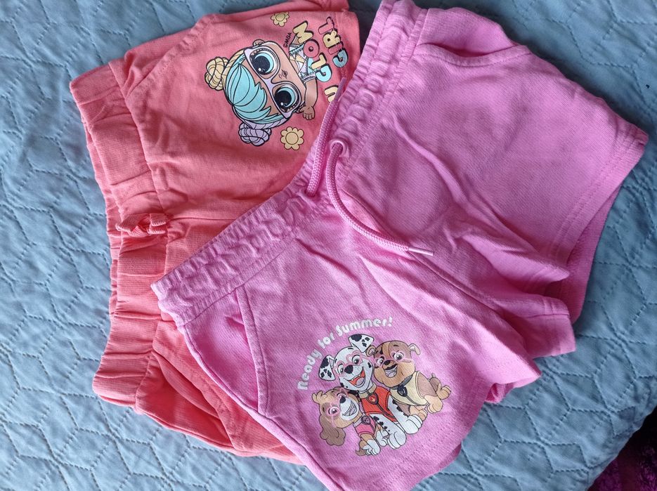 Krótkie spodenki dresowe rozm. 110