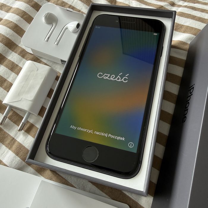 Iphone 8 64GB igła słuchawki, kabel, ładowarka