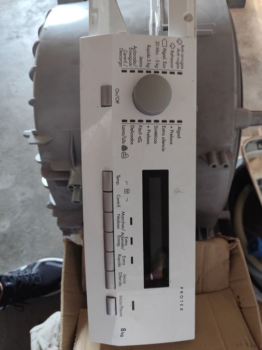 Acessórios Máquina de Lavar Roupa AEG L73280VFL