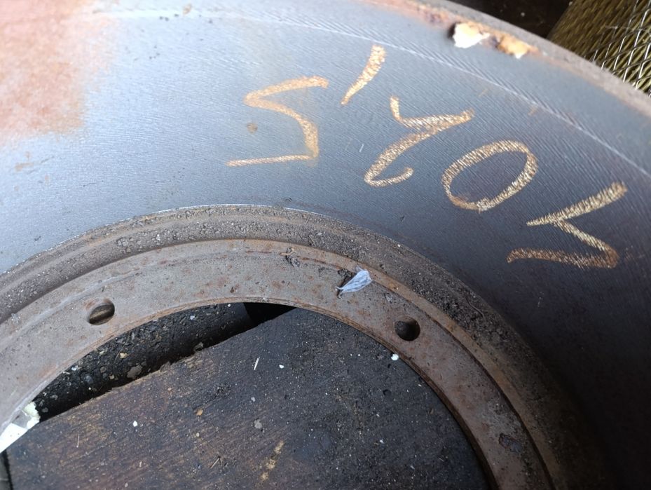 Продам барабаний  комплект  тормозів Камаз