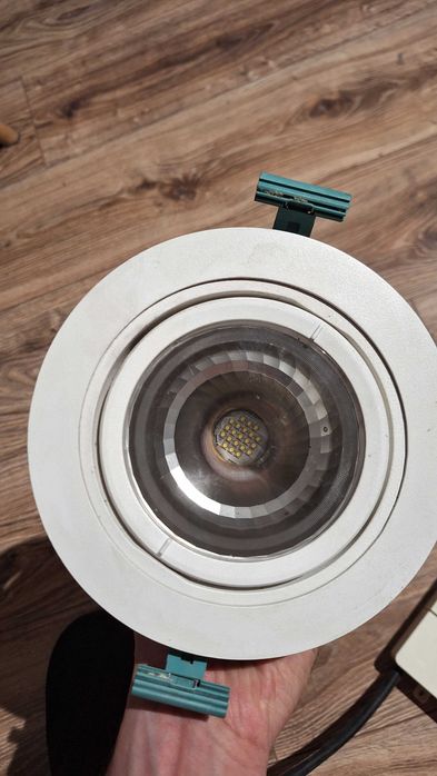 PHILIPS 53W Oprawa oświetleniowa DOWNLIGHT LED 53W RS551B LED39S/840
