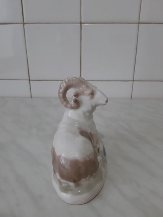 Продам разные фигурки