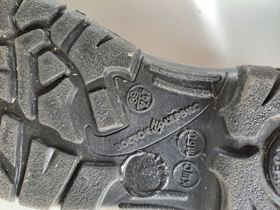 Робочі ботинки берці 39 розмір нові Восток сервис