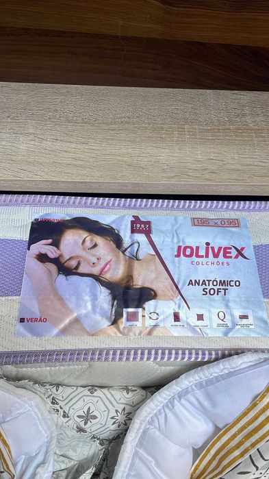 Duas camas de solteiro