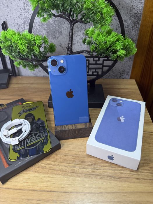 iPhone 13 на 128 гб  акб 100% є Обмін