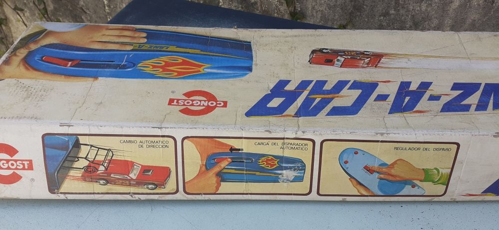 Brinquedo antigo,  anos 70 "Lanz-a-car"