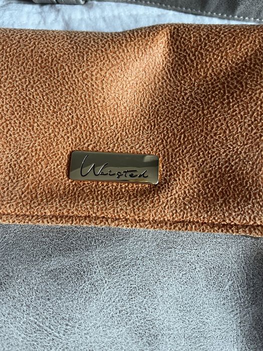 Torebka Waisted crossbody pomarańczowa