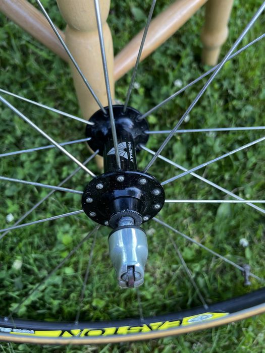 Przednie Koło Szosowe Easton Vista SL 28" Velomax | Proste,