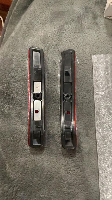 Отражатель катафот Toyota Prius Scion tC освітлення мото