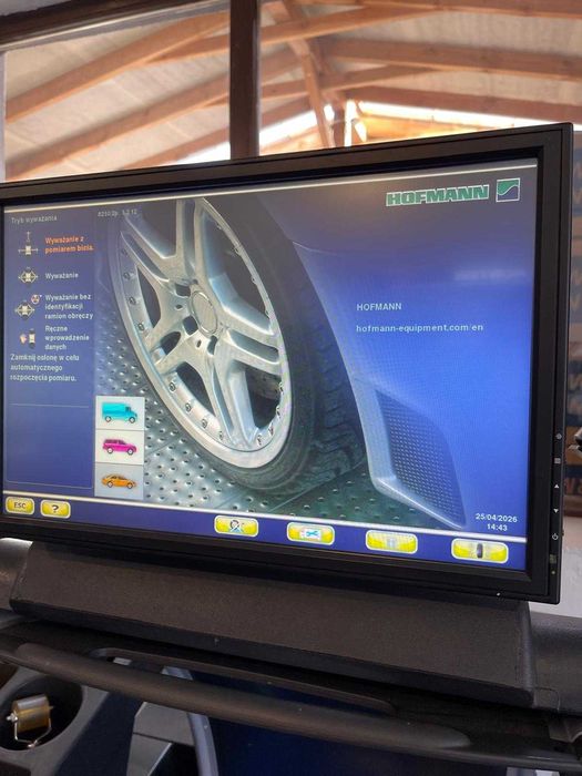 Wyważarka do kół Geodyna 8250 2-P osobowa, bardzo mało używana, stan idealny, z plyta dociskowa Quickplate V, winda i stozkami Haweka