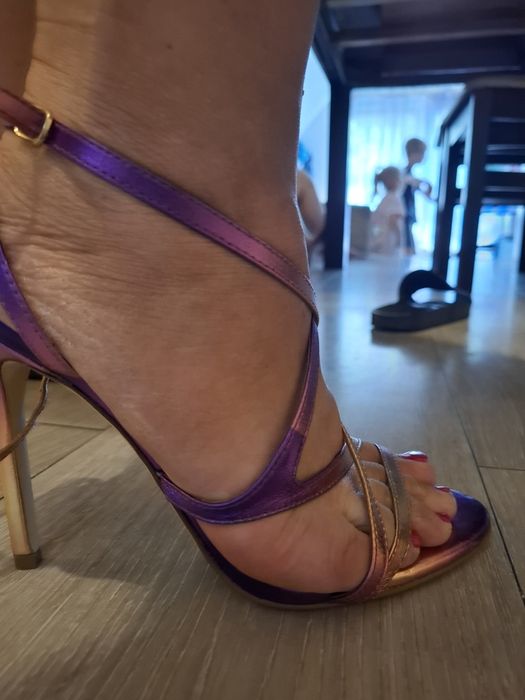 Sandałki guess 39