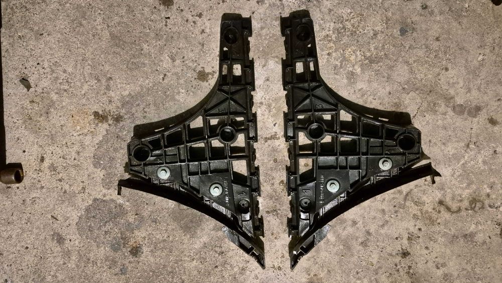 Guias Para-Choques Traseiro Audi A4 B5 Sedan 8D Facelift 1999 a 2001 Originais