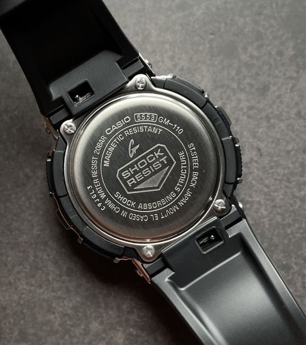 Годинник наручний Casio G-Shock GM-110-1A новий оригінал