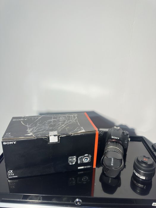 Sony Alpha 77 II (A77 II) + 2 Objetivas – Kit Completo