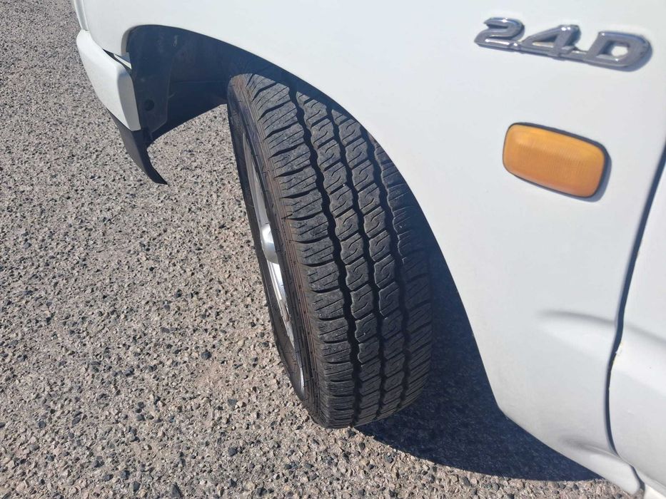 Toyota Hilux 2.4D