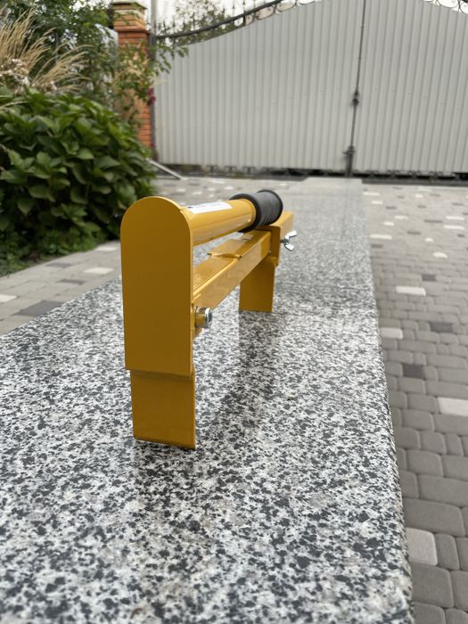 Захват для перенесення цегли, плитки, блоків