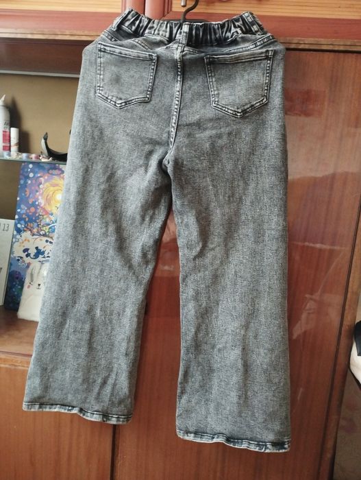 Продам джинси на дівчинку