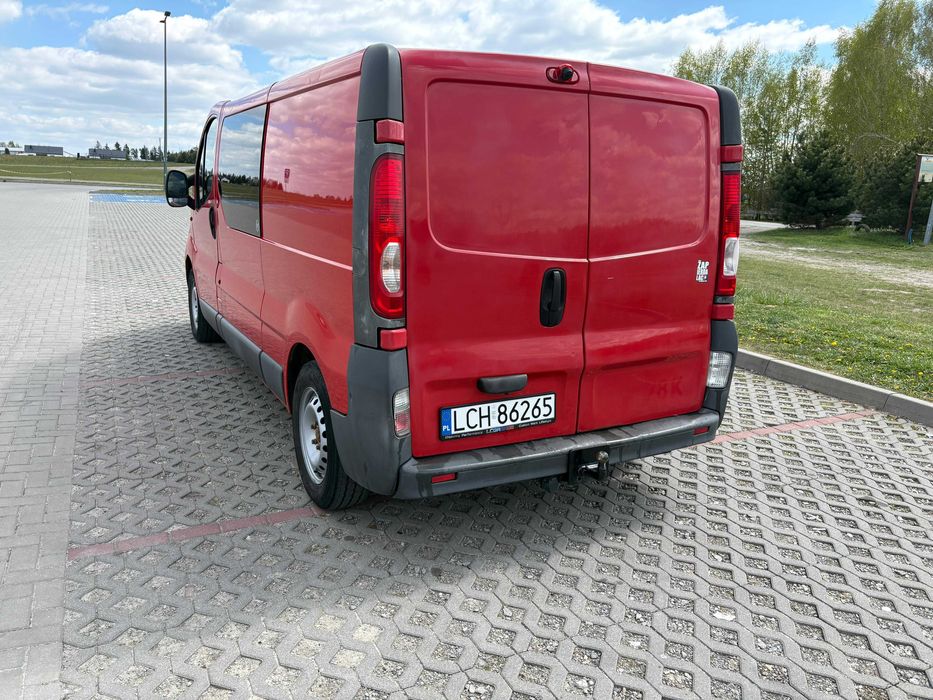 OPEL VIVARO 2.5CDTi LONG 2010r Brygadówka