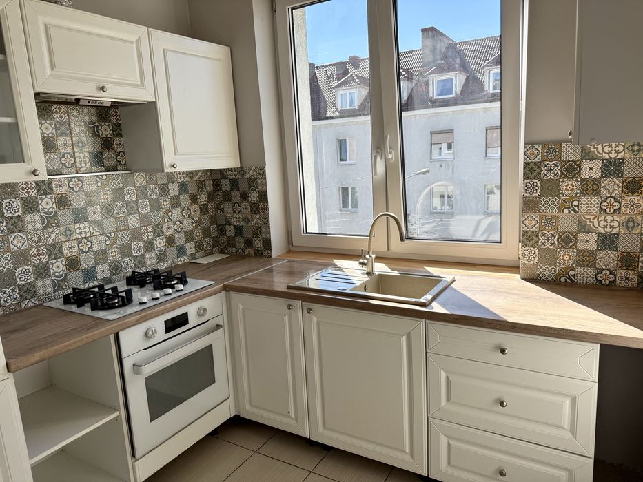 Na sprzedaż 2-pokojowe mieszkanie – Leszno, Śródmieście, ul. Westerplatte | 48 m²