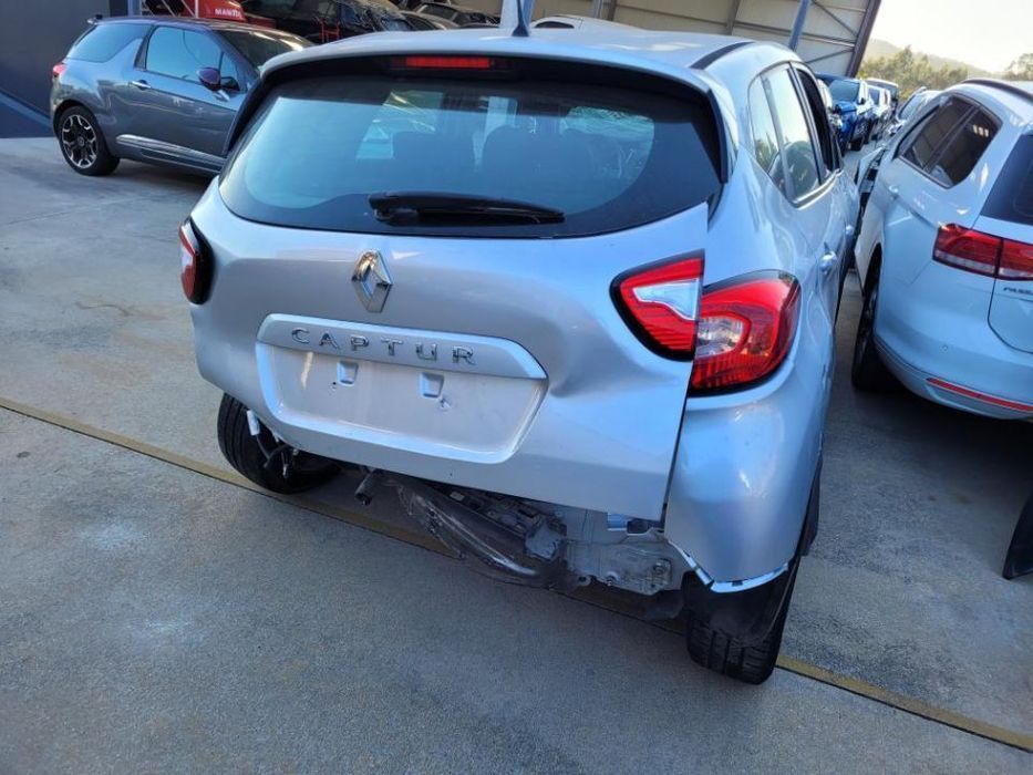 Renault Captur 2015 para peças