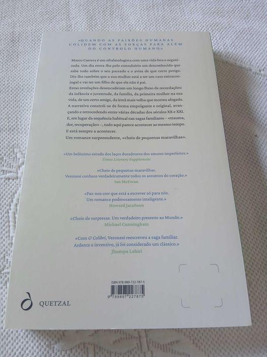 Livro O Colibri de Sandro Veronesi