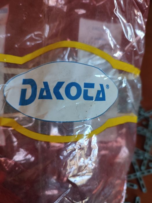 100 distanciadores Dacota