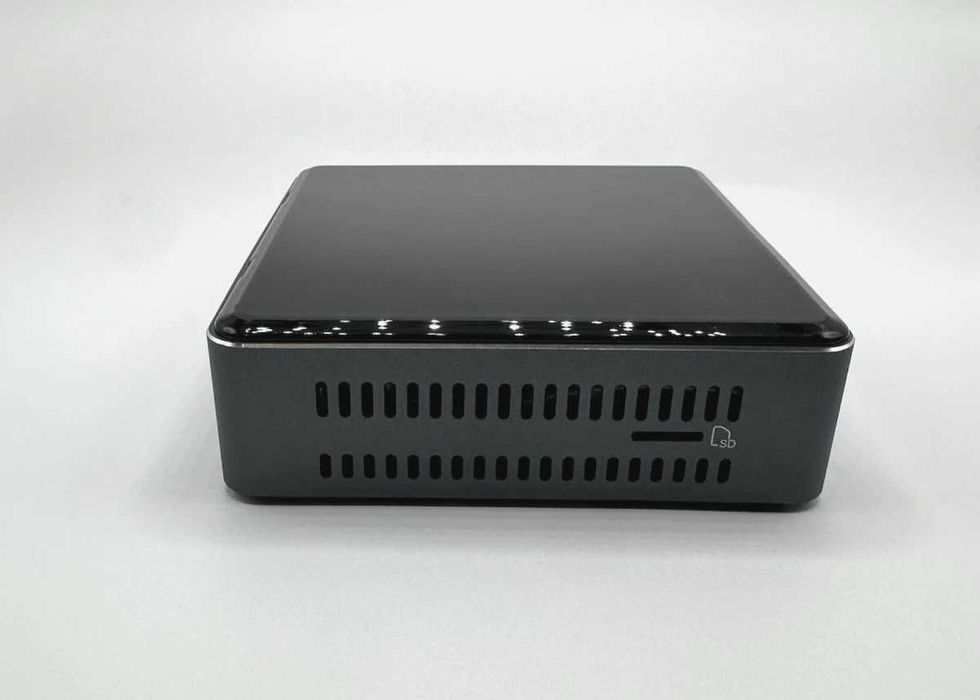 INTEL Nuc I3 8 Gen / 8gb / 128gb