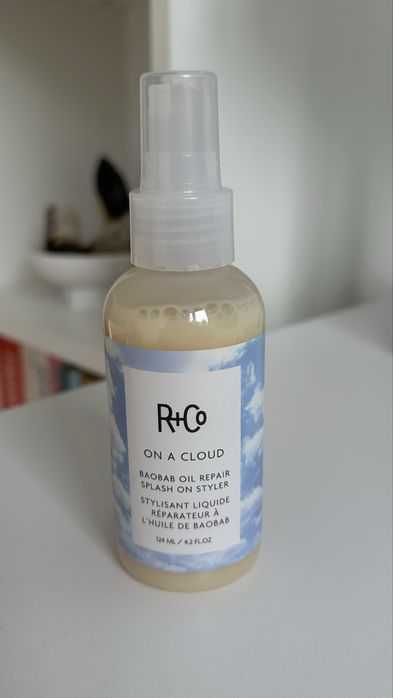 R+Co On A Cloud Baobab Oil Repair Splash On Styler spray do włosów