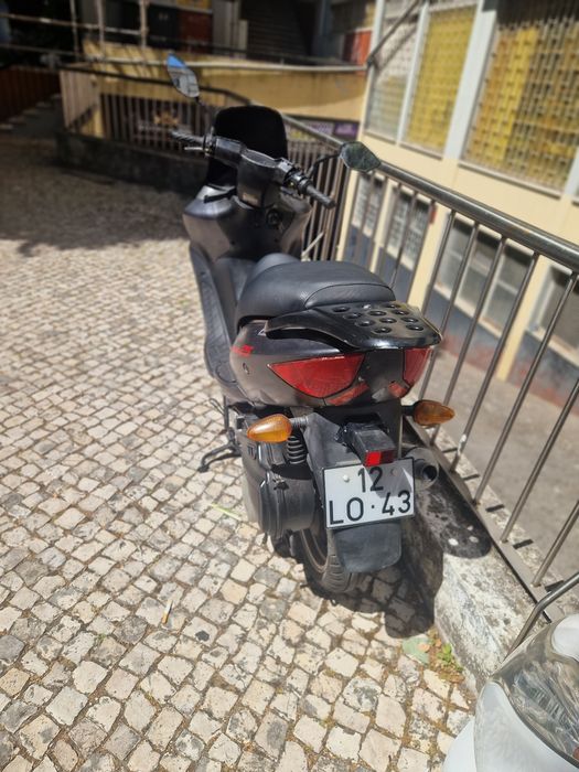 Vendo mota loncin storm 125