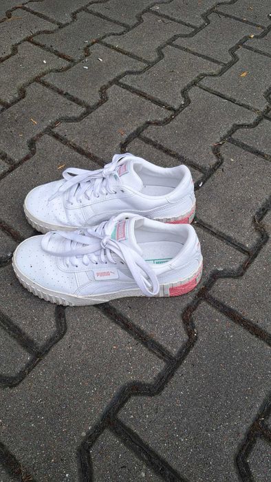Sportowe buty damskie Pumy