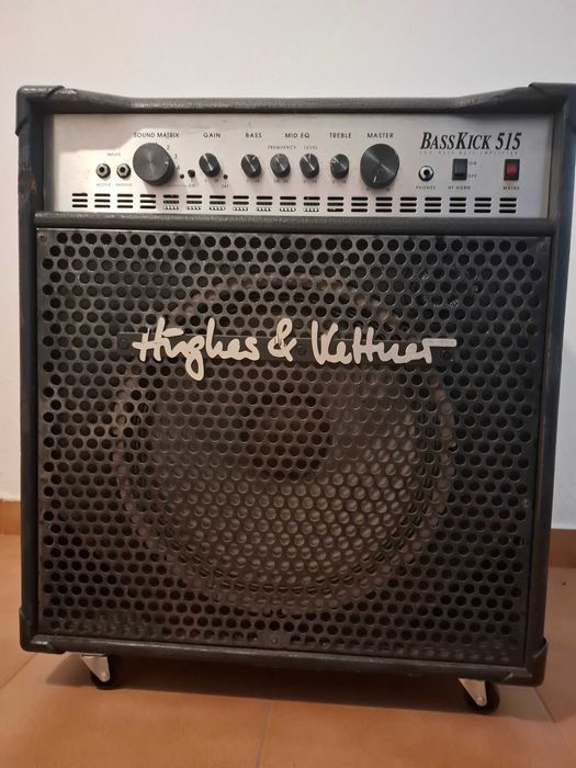 Hughes&Kettner BassKick 515 - combo p/baixo - Fabricado na Alemanha