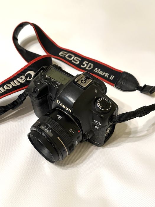 Фотоапарат Canon 5D Mark II body