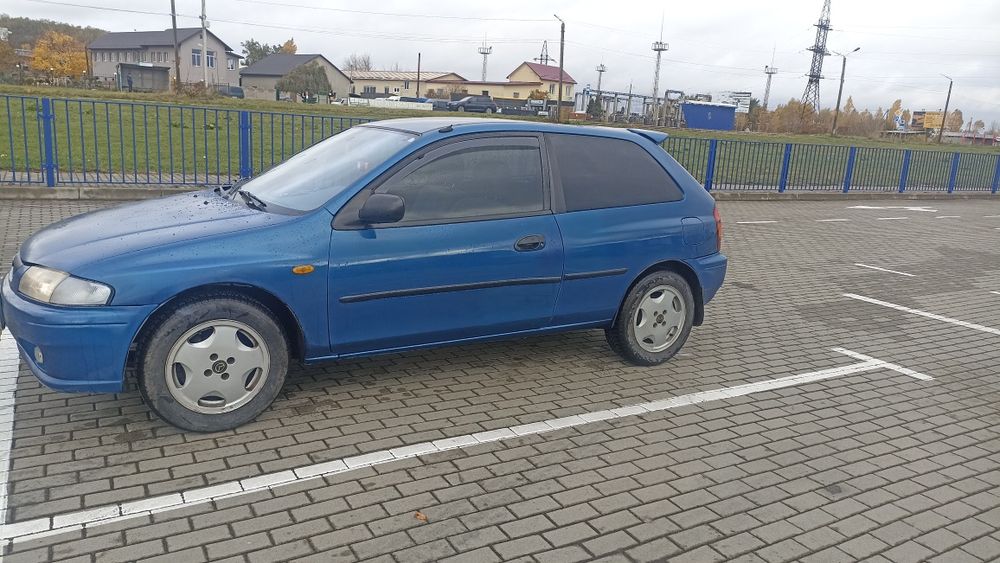 Mazda 323 продам