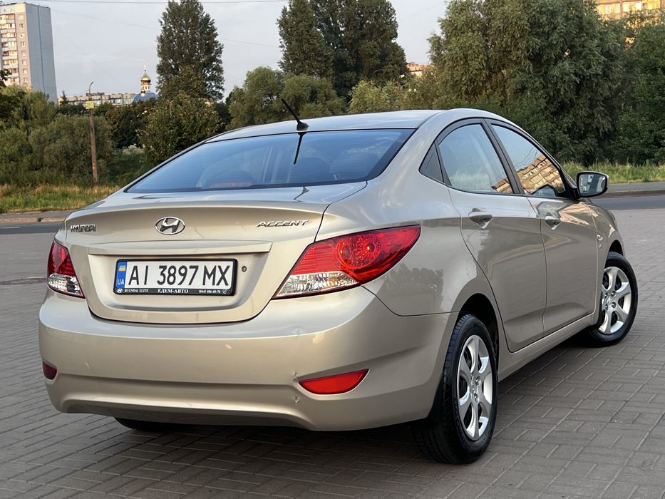 Hyundai Accent 1.6 2012