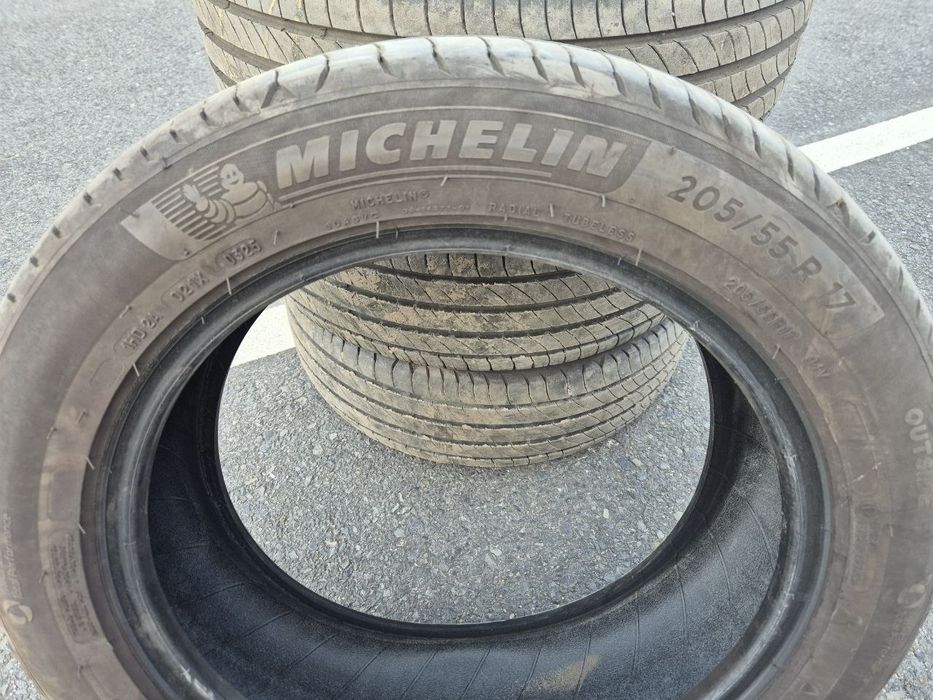 Шини / Скати / Колеса Мішелін Michelin 205/55 R17 Літо