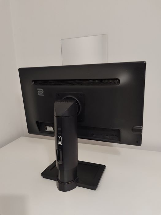 Monitor BenQ XL2411 144Hz