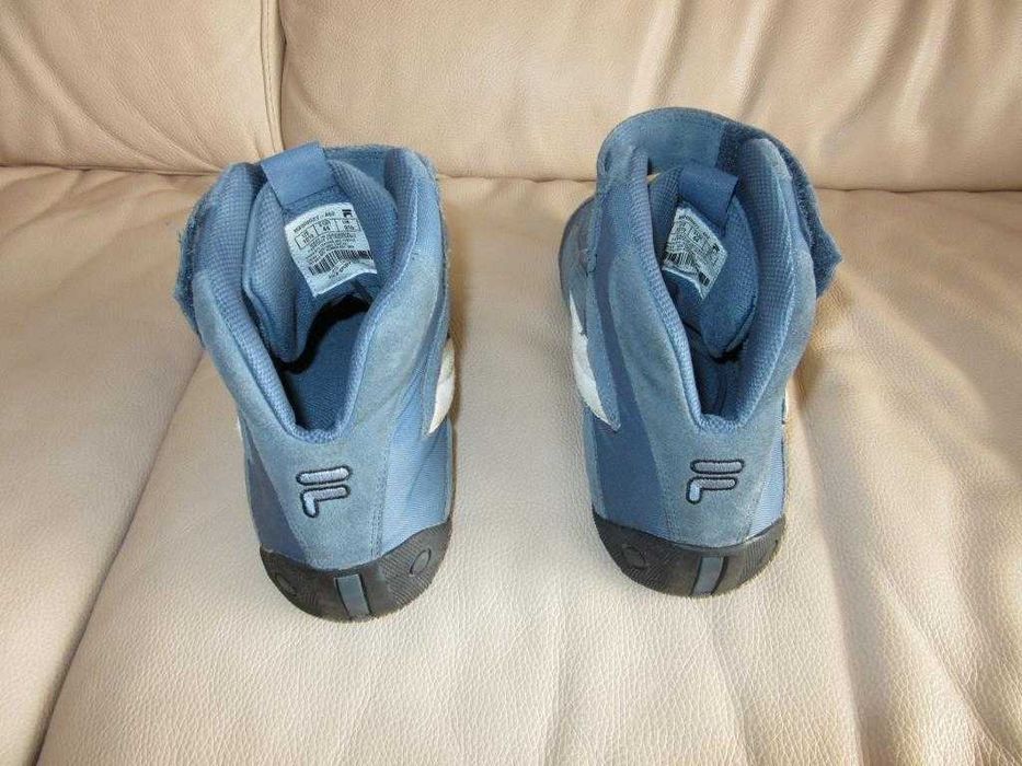 Bota FILA para piloto FIA