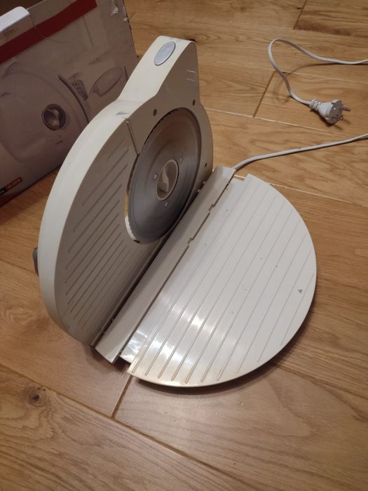 Krajalnica uniwersalna AS 2958 Clatronic