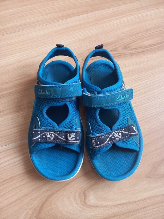 sprzedam buty dla chłopca