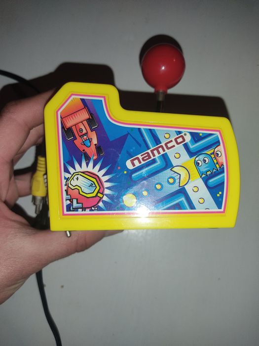 Consola para TV com jogos antigos