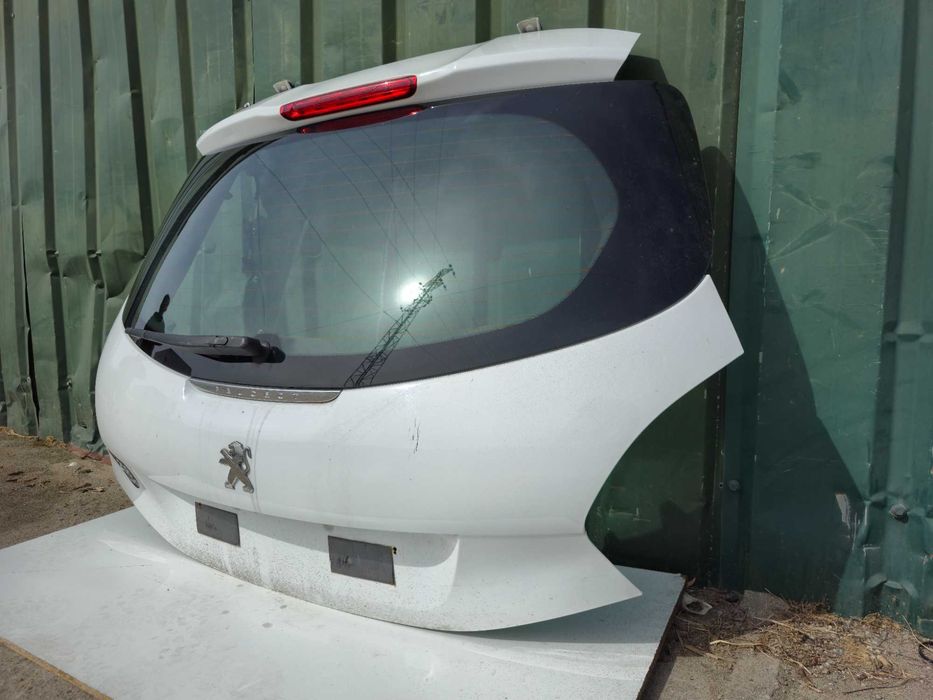Tampa da mala PEUGEOT 208 I (2012 a 2020)