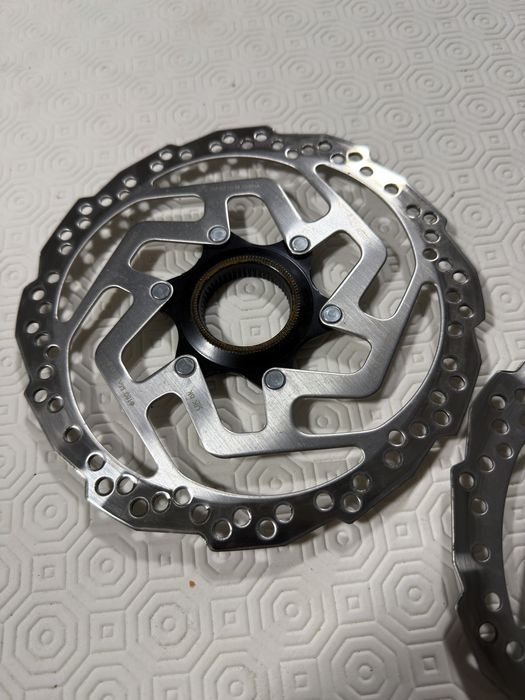 Discos Shimano SM-RT10 180/160