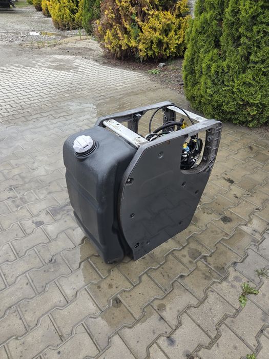 Zbiornik i pompa AdBlue Renault Gama T kompletny