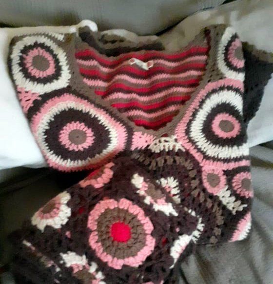 Pepe Jeans London. Camisola e cachecol, mulher. Retro. Linda!