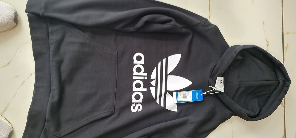 Sprzedam bluzę sportową Adidas