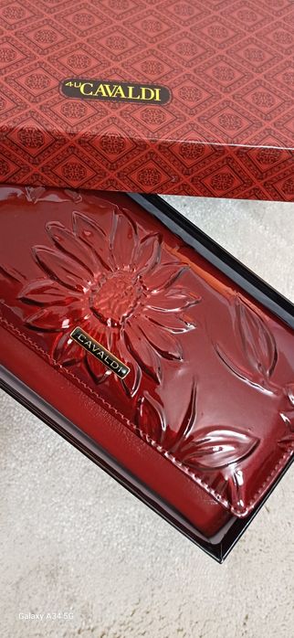 Portfel skóra naturalna  18cm na 9cm.  Nowiutki