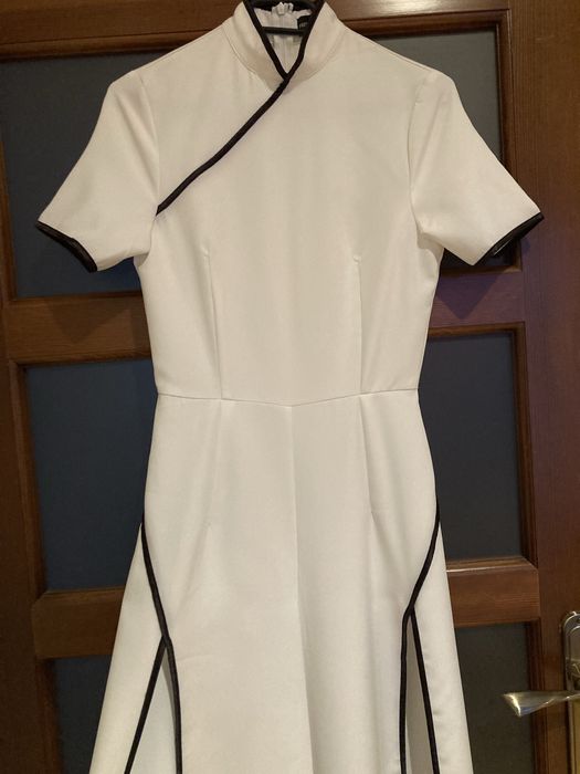 Kombinezon w azjatyckim stylu