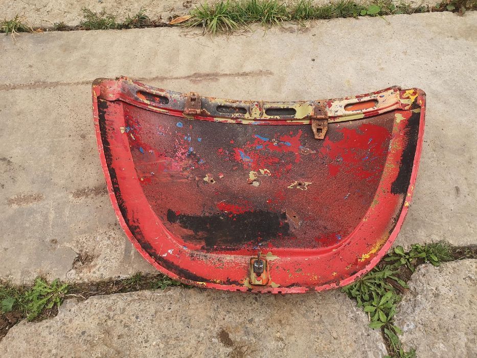 Stara pokrywa bagażnika do Garbusa VOLKSWAGEN VWI 300 GARBUS